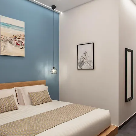 בית הארחה Main - Duomo נאפולי